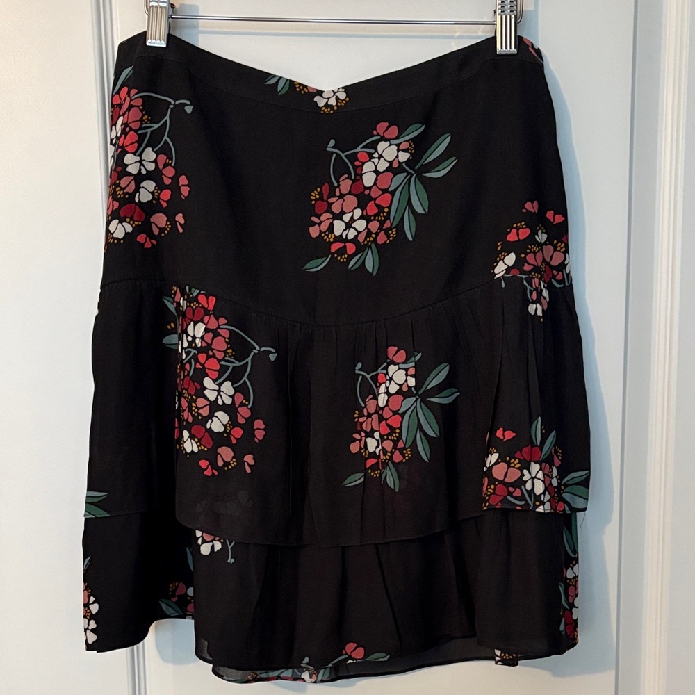 ANN TAYLOR LOFT floral mini skirt - Picture 2 of 9